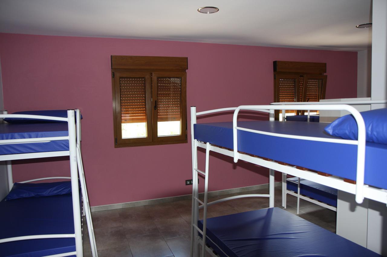Albergue Outeiro Hostel Palas de Rei Buitenkant foto